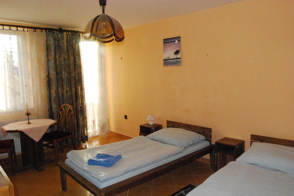 Hotel Karavan Panzio Kecskemét Pokoj fotografie
