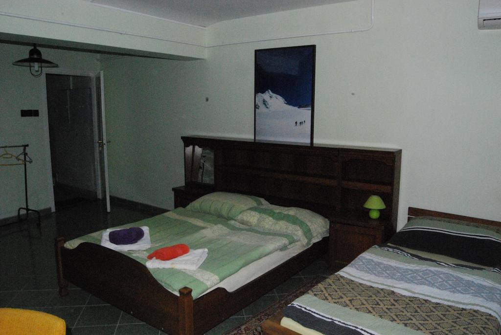 Hotel Karavan Panzio Kecskemét Pokoj fotografie